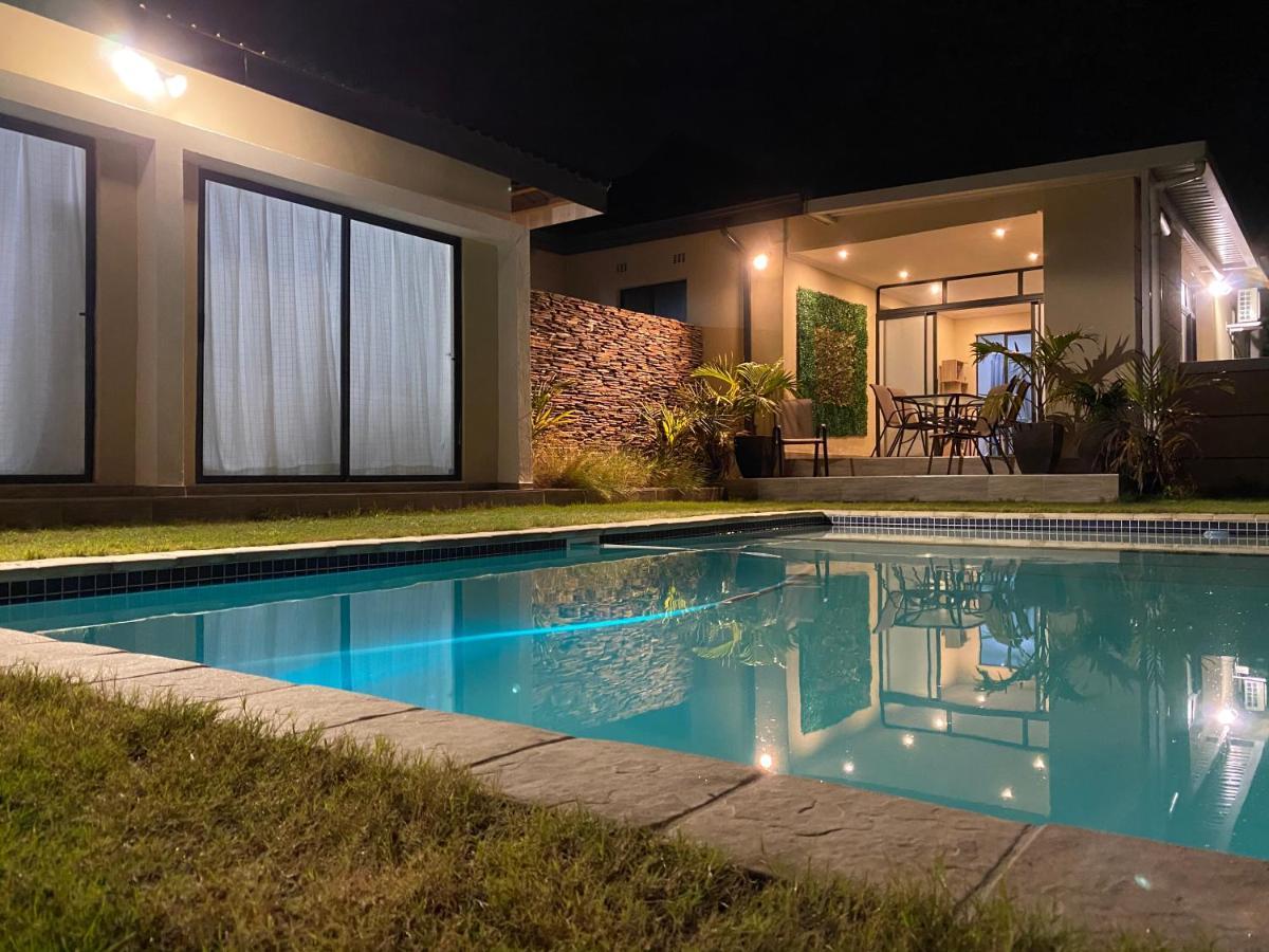 Impongo Royal Lodge Richards Bay Extérieur photo