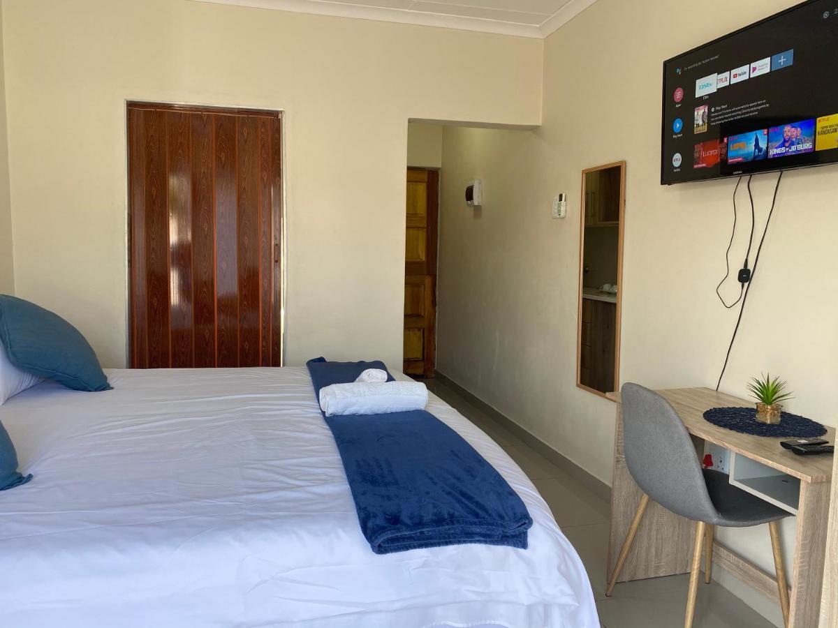 Impongo Royal Lodge Richards Bay Extérieur photo